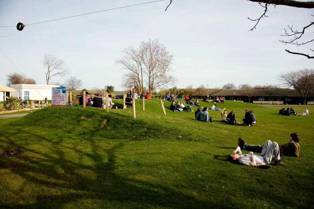 Bloc Weekend 2009 — documentary, event and music photograph in Minehead, Somerset, UK, frame 81 of 114.